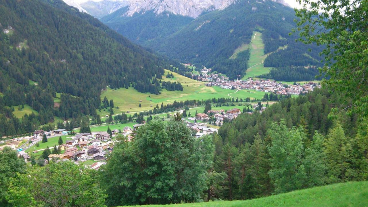 Hotel Europa Pozza di Fassa Eksteriør bilde