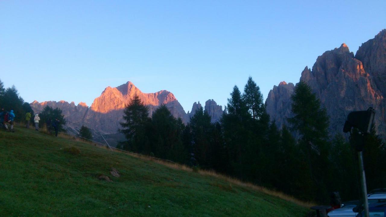 Hotel Europa Pozza di Fassa Eksteriør bilde